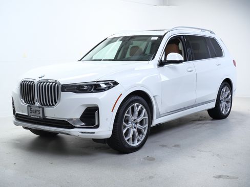 Used 2019 BMW X7 xDrive40i w/ Premium Package AWD/4WD image 9