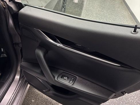 Used 2023 Maserati Ghibli Modena image 27