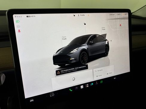 Used 2022 Tesla Model Y Performance AWD/4WD image 24