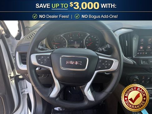 Used 2022 GMC Terrain SLE w/ Driver Convenience Package FWD image 18