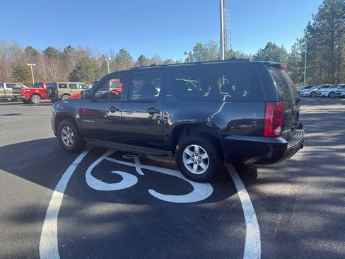 Used 2013 GMC Yukon XL SLT image 6