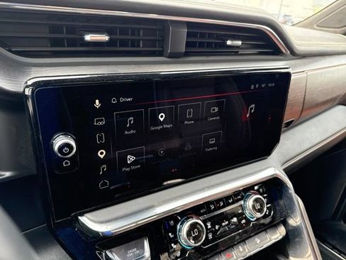 Used 2025 GMC Sierra 1500 Denali Ultimate AWD/4WD image 17