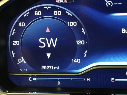 Used 2024 Chevrolet Silverado 1500 LT image 19