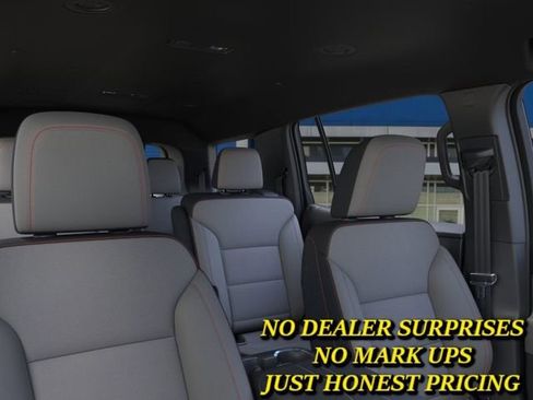 New 2026 Chevrolet Traverse LT FWD image 24