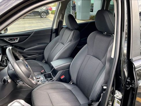 Used 2022 Subaru Forester Premium AWD/4WD image 28