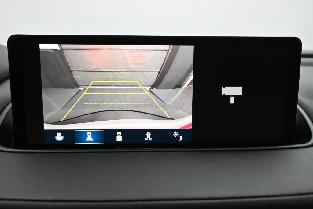 Used 2023 Acura MDX w/ Technology Package FWD image 15
