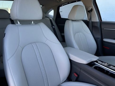 Used 2023 Hyundai Sonata Limited image 23