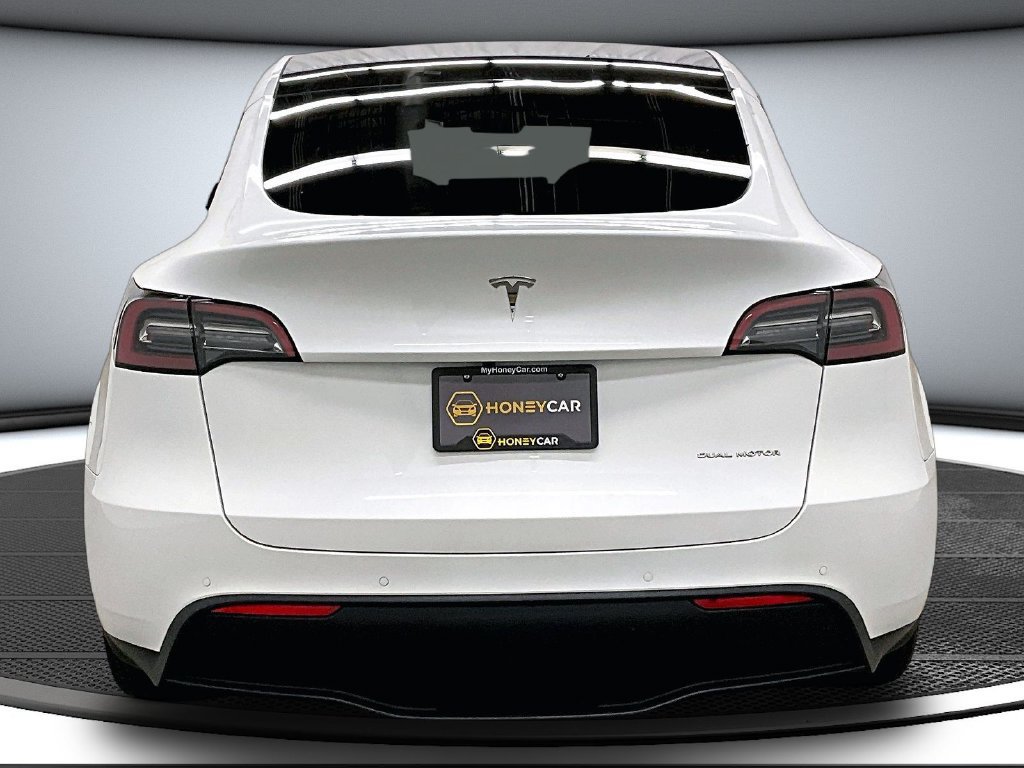 Used 2021 Tesla Model Y Long Range AWD/4WD image 5