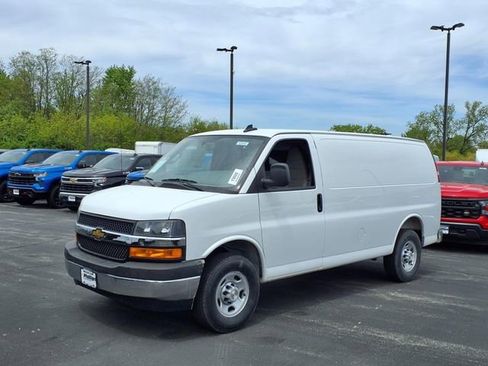 New 2025 Chevrolet Express 2500 w/ Driver Convenience Package image 3