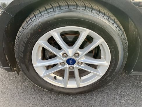 Used 2018 Ford Focus SE image 14
