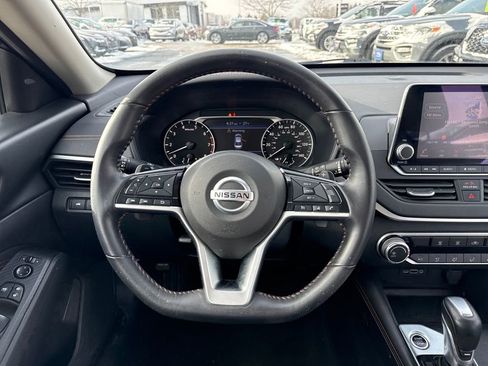 Used 2021 Nissan Altima 2.5 SR image 9