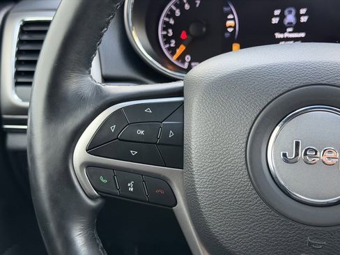 Used 2021 Jeep Grand Cherokee Limited image 16