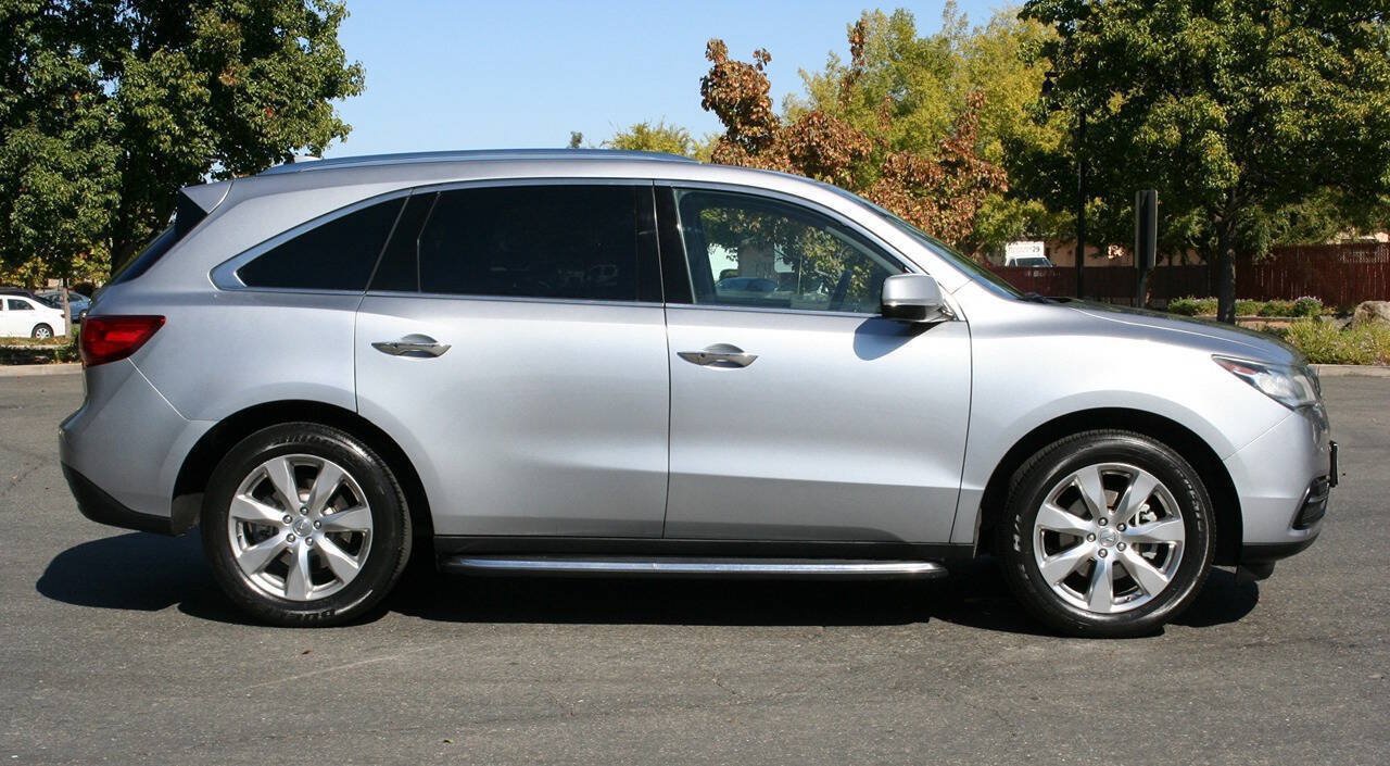 Used 2016 Acura MDX w/ Advance & Entertainment Pkg AWD/4WD image 3