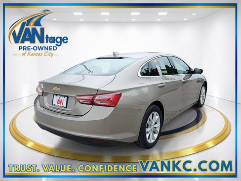Used 2022 Chevrolet Malibu LT FWD image 6