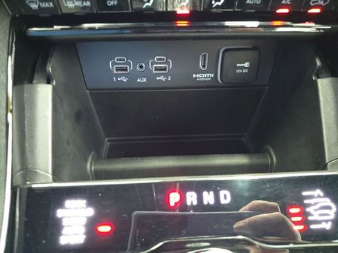 Used 2023 Jeep Grand Cherokee L Overland AWD/4WD image 23