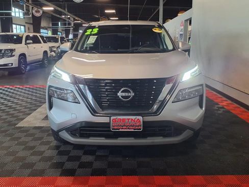 Used 2023 Nissan Rogue SV AWD/4WD image 3