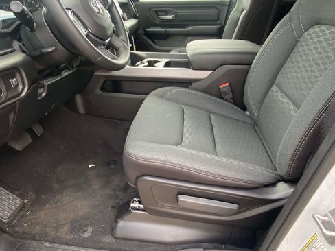 New 2026 RAM 1500 Express AWD/4WD image 13
