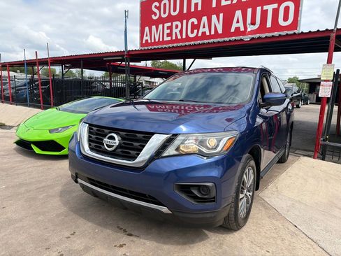 Used 2019 Nissan Pathfinder S AWD/4WD image 12