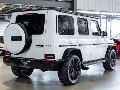 Used 2025 Mercedes-Benz G 63 AMG 4MATIC image 6