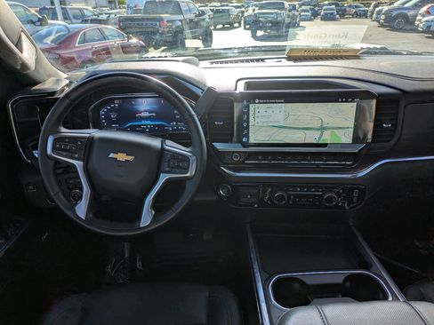 Used 2025 Chevrolet Silverado 3500 LTZ w/ LTZ Convenience Package AWD/4WD image 27