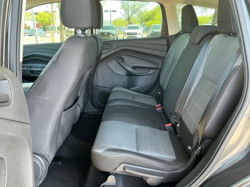 Used 2017 Ford Escape S FWD image 17