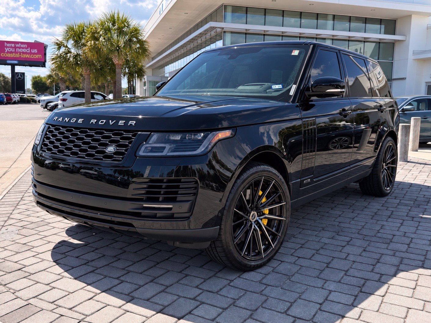 Used 2021 Land Rover Range Rover P525 Westminster Edition LWB AWD/4WD image 1