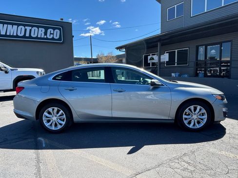 Used 2025 Chevrolet Malibu LT FWD image 5