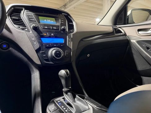 Used 2014 Hyundai Santa Fe Limited AWD/4WD image 15