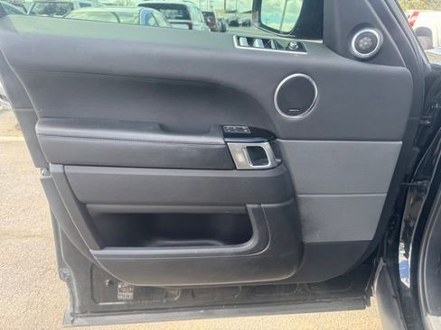 Used 2019 Land Rover Range Rover Sport HST image 13