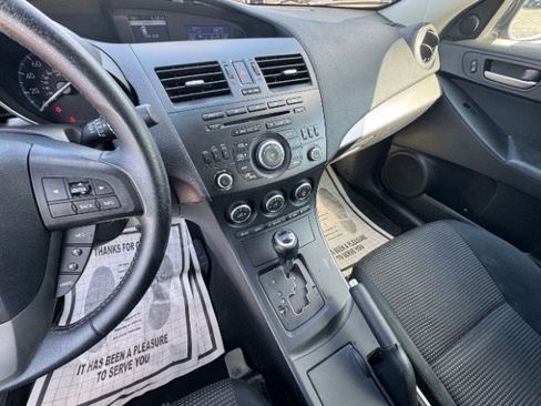 Used 2013 MAZDA MAZDA3 i Touring image 13