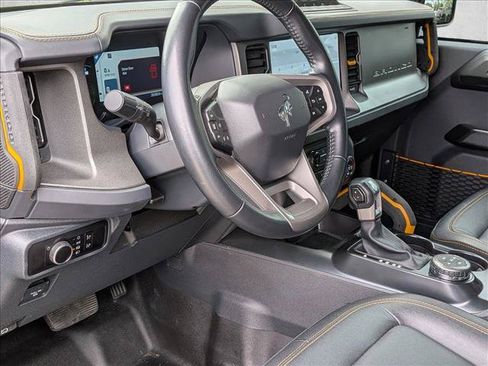 Certified 2024 Ford Bronco Badlands AWD/4WD image 9