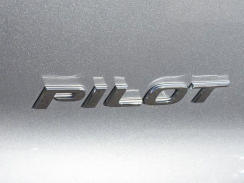 Used 2017 Honda Pilot EX-L image 13
