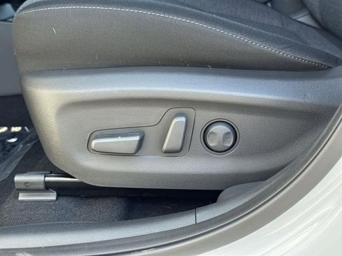 Used 2023 Hyundai Kona SE image 23