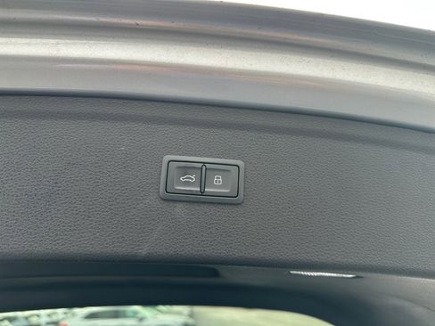 Used 2023 Audi Q5 2.0T Premium Plus w/ Premium Plus Package image 18