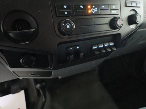 Used 2011 Ford F350 XL w/ PWR Equipment Group AWD/4WD image 13