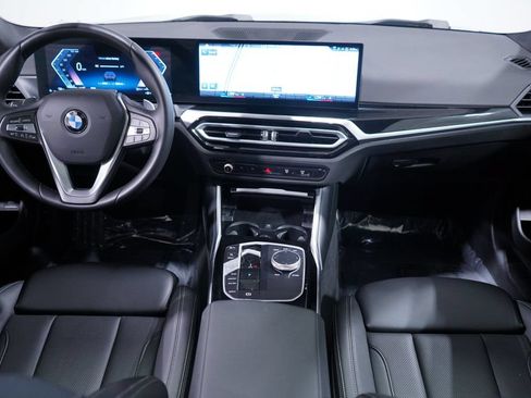 Used 2024 BMW 330i Sedan w/ Convenience Package RWD image 11