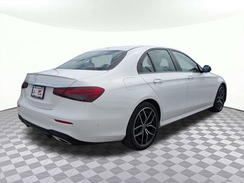 Used 2022 Mercedes-Benz E 350 Sedan image 3