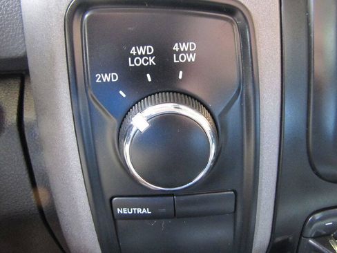 Used 2017 RAM 3500 Tradesman w/ Chrome Appearance Group AWD/4WD image 38