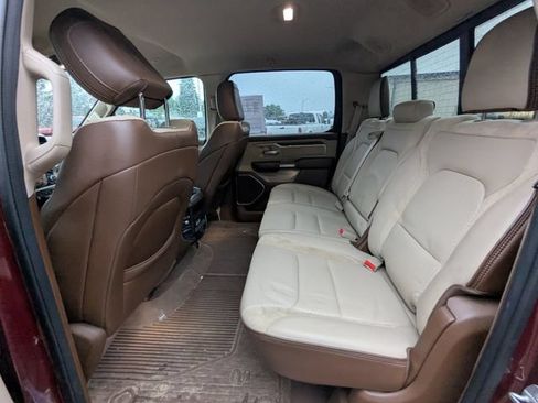 Used 2019 RAM 1500 Laramie AWD/4WD image 6