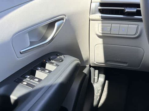New 2026 Hyundai Tucson SEL FWD image 14