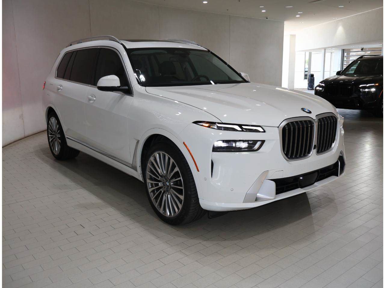 Certified 2023 BMW X7 xDrive40i w/ Premium Package AWD/4WD image 6