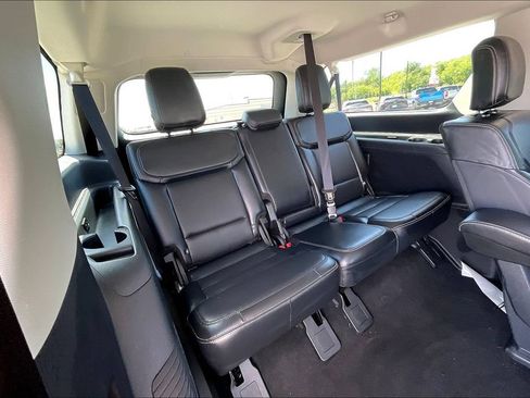 Used 2025 Ford Expedition Max Platinum AWD/4WD image 25