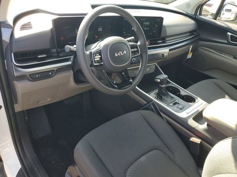 New 2026 Kia Carnival LX image 6