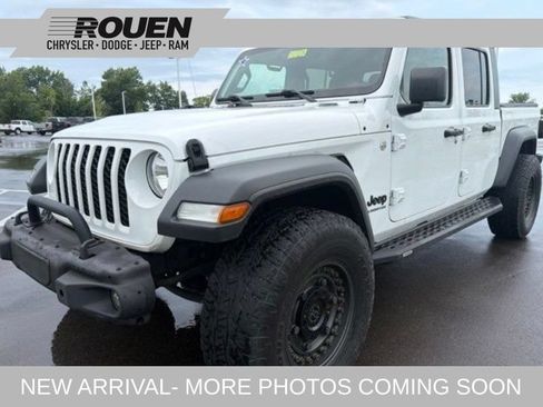 Used 2021 Jeep Gladiator Sport w/ Trailer Tow Package AWD/4WD image 1