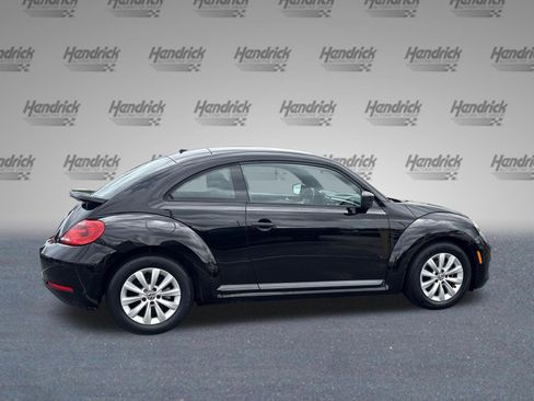 Used 2016 Volkswagen Beetle 1.8T S FWD image 7