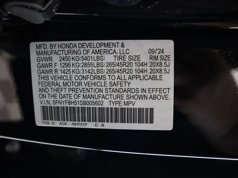 Certified 2025 Honda Passport EX-L image 35