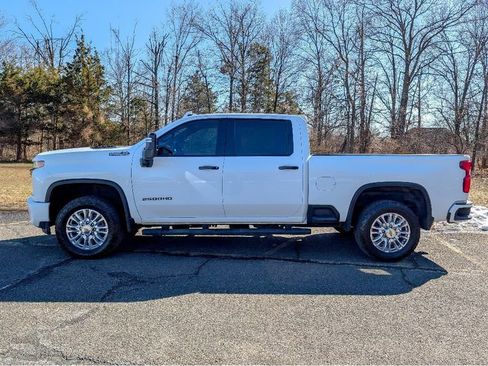 Used 2022 Chevrolet Silverado 2500 High Country AWD/4WD image 9