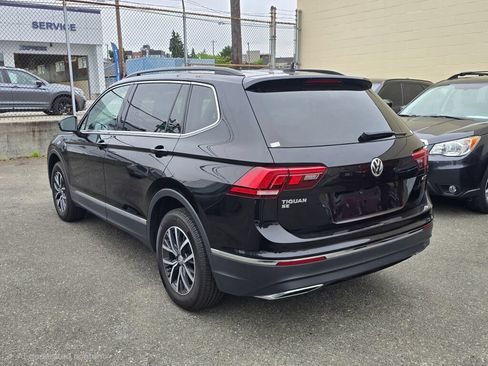 Used 2020 Volkswagen Tiguan SE w/ Panoramic Sunroof Package AWD/4WD image 5