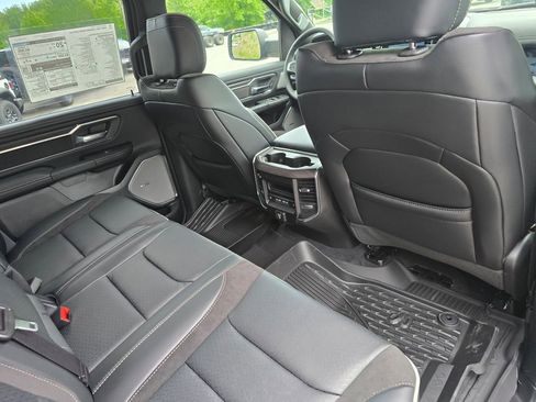 New 2026 RAM 1500 Laramie AWD/4WD image 26