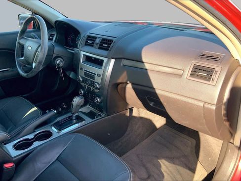 Used 2011 Ford Fusion SEL w/ 302A Rapid Spec Order Code FWD image 17
